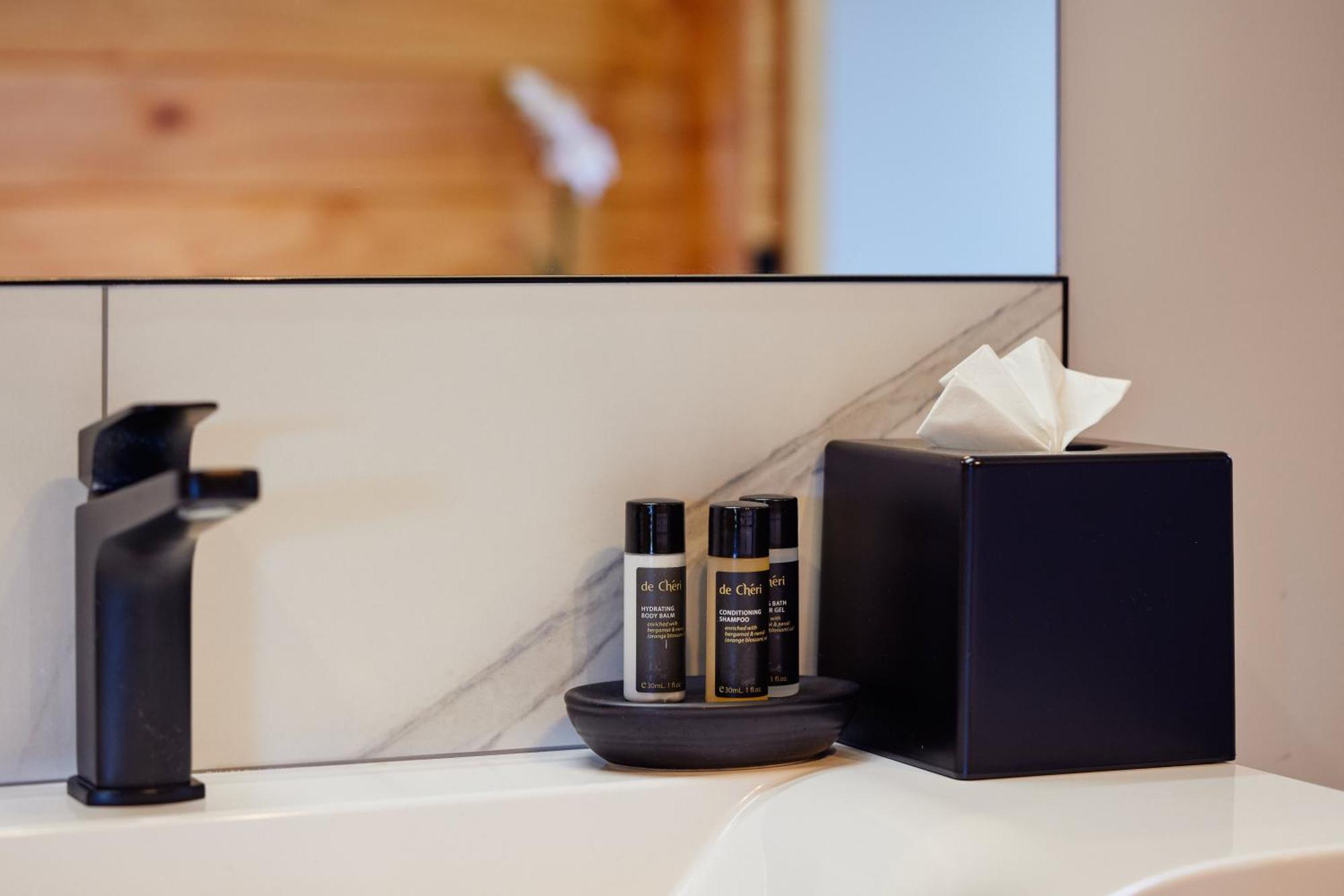 Deerbrooke Kaikoura Chalets - Chalet 2 Экстерьер фото
